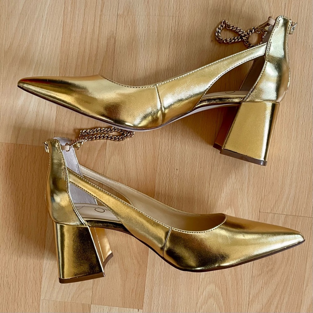 Jessica Simpson Women's Sylan Gold Metallic Square Heel Pumps Cutout Chain NWT - Picture 8 of 10